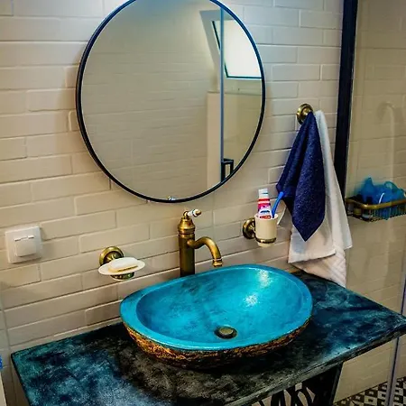 Teacher's House Traditional Maisonette Luxurious Renovated Near And Center 公寓